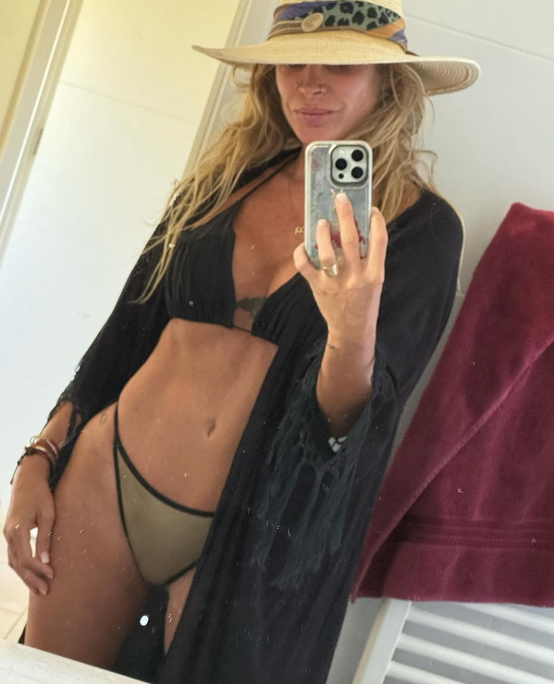 Eva Gómez provoca el delirio de sus seguidores con encendidas fotos en  bikini