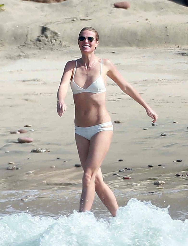 Gwyneth Paltrow En Bikini Y Relajada En México Con Su Novio