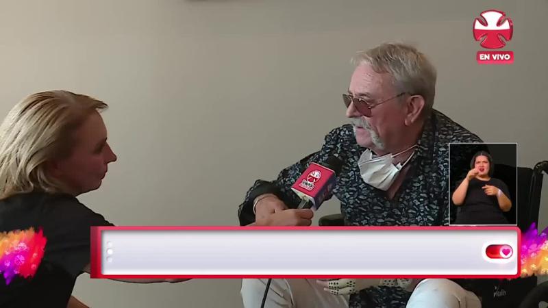 Coco Legrand reaparece en la Teletón tras accidente en moto