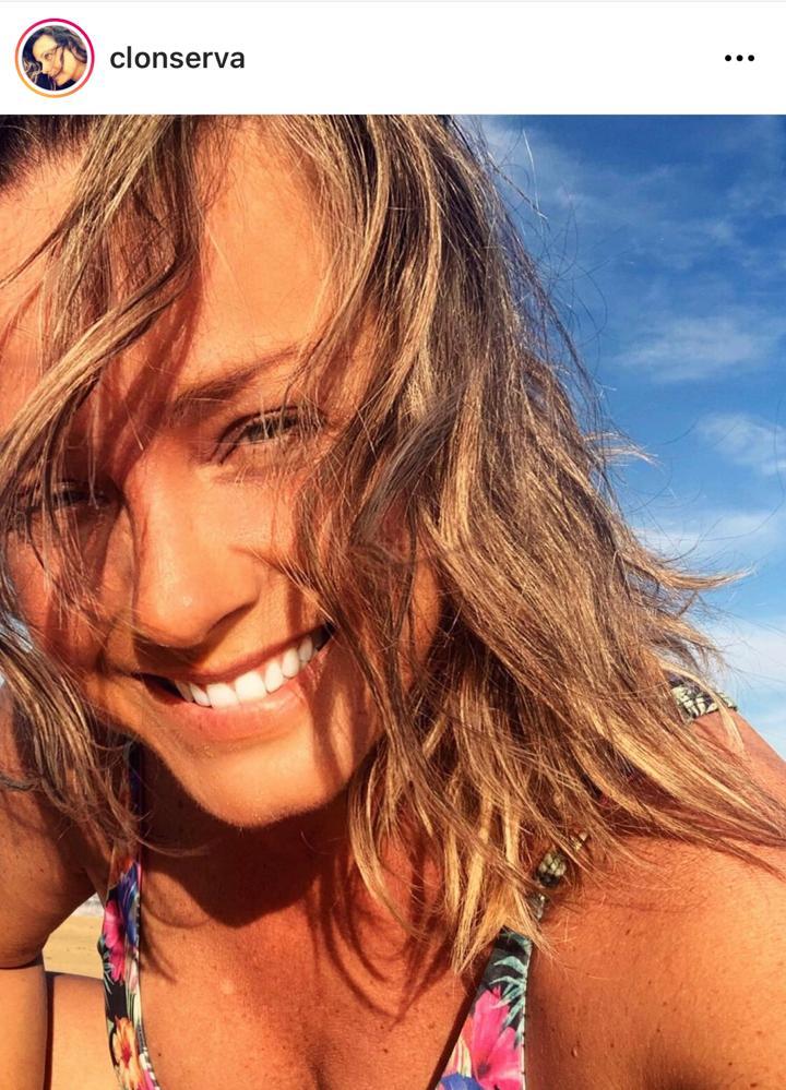 Claudia Conserva celebra sus 48 años con foto playera