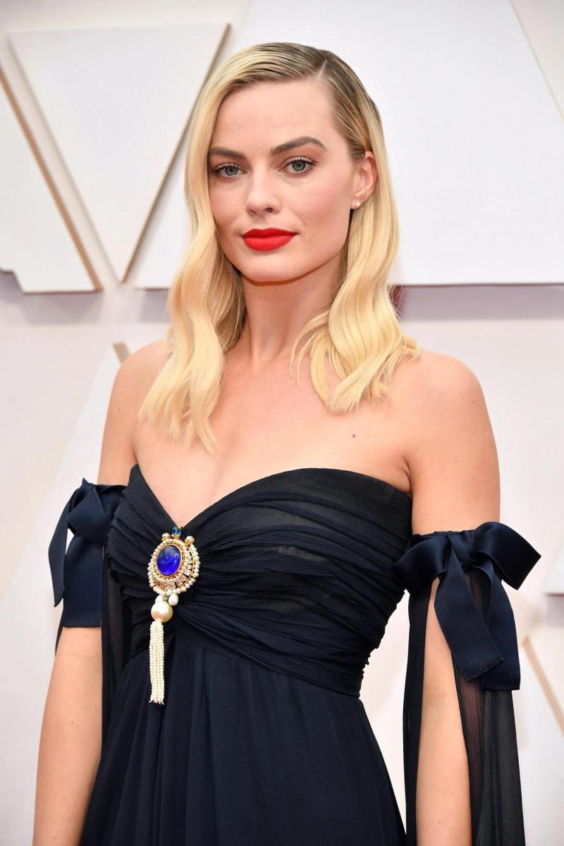 Idénticas Filtran Imágenes De Margot Robbie Ya En Su Papel De Barbie 4451