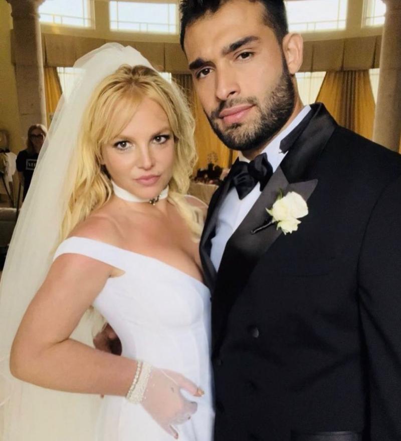 ¡Pasó otra vez! Madonna y Britney se besaron en celebración de boda