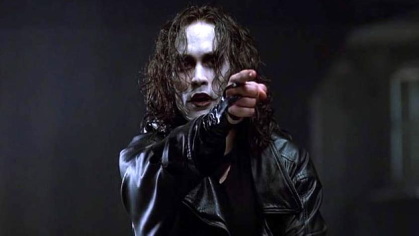 ¿Maldición? Remake de “El Cuervo” pierde nuevamente a su protagonista