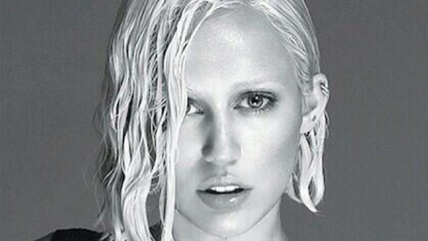 Miley Cyrus posa con nuevo look