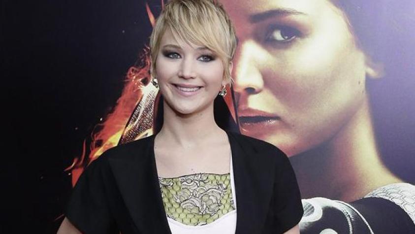 ¡Jennifer Lawrence protagonizó divertido escándalo en la Alfombra Roja!