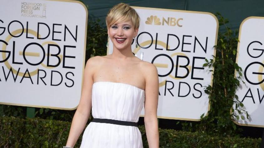 Las redes sociales no perdonaron el vestido de Jennifer Lawrence