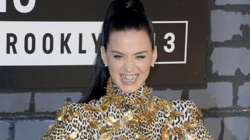 Katy Perry hizo desaparecer sus cejas