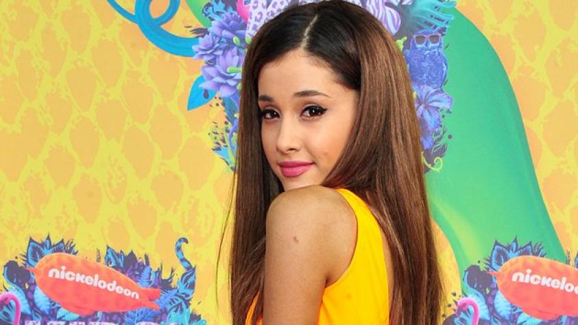 La divertida "Alfombra Naranja" de los Kids Choice Awards 2014