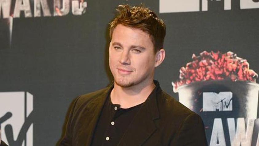 Chaning Tatum se disfrazó de anciano para hacer un striptease