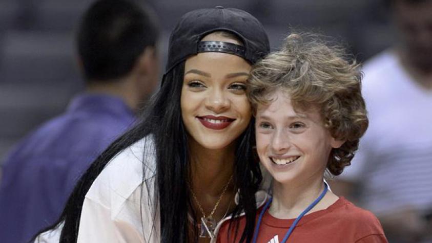 ¿Cuánto cuesta conocer a Rihanna?