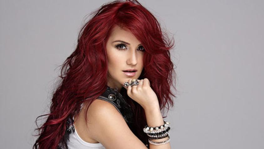 Dulce María estrena radical cambio de look