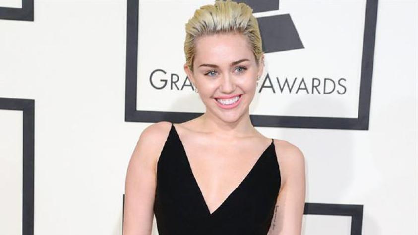 Reducido peso de Miley Cyrus preocupa a su familia