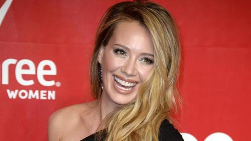 Hillary Duff revoluciona Instagram con fotos en bikini