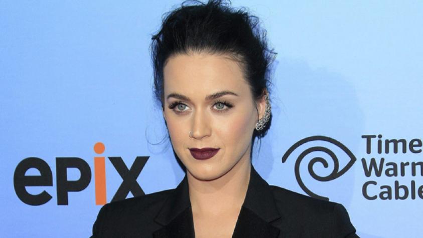 Katy Perry se disfrazó para comer comida rápida