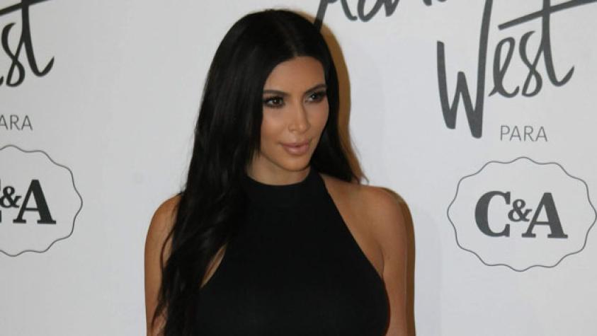 Aseguran que Kim Kardashian está fingiendo su embarazo