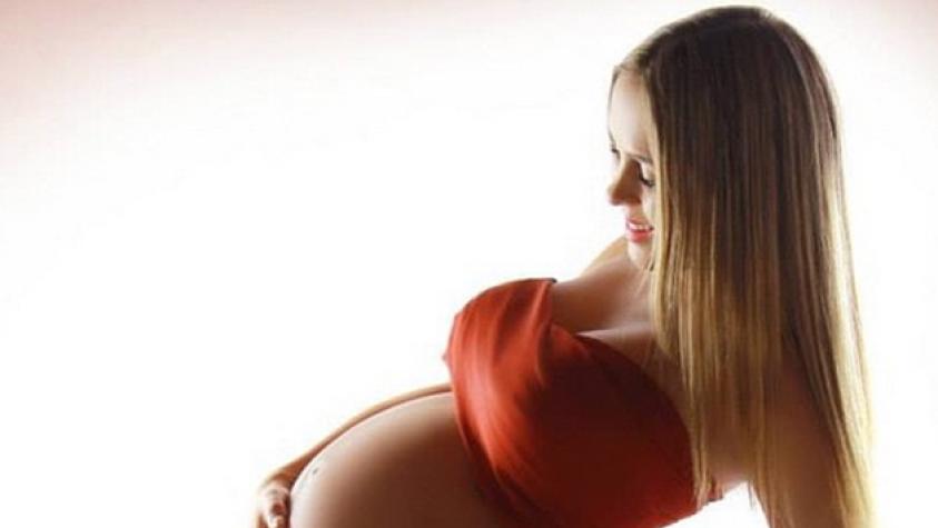 Maura comparte tierna foto de su hijo conociendo a su nueva hermana