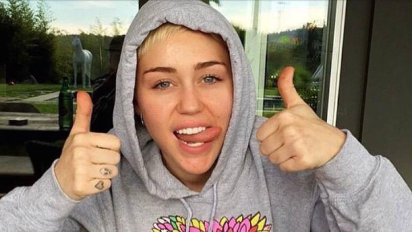 Miley Cyrus es captada saliendo de un hotel con su supuesta novia