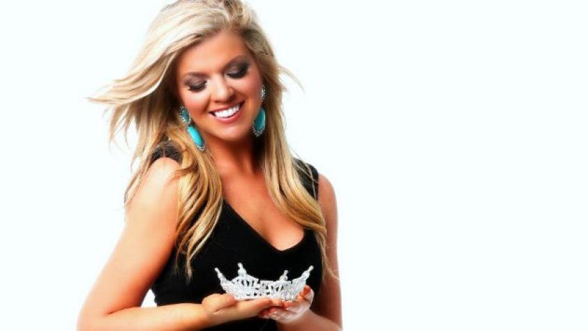 ¡Bajó 45 kilos y se convirtió en reina de belleza!