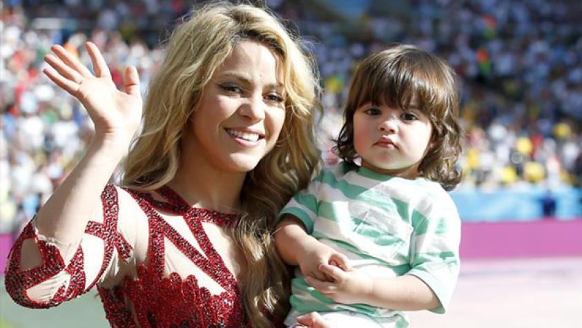 Shakira muestra su avanzado embarazo
