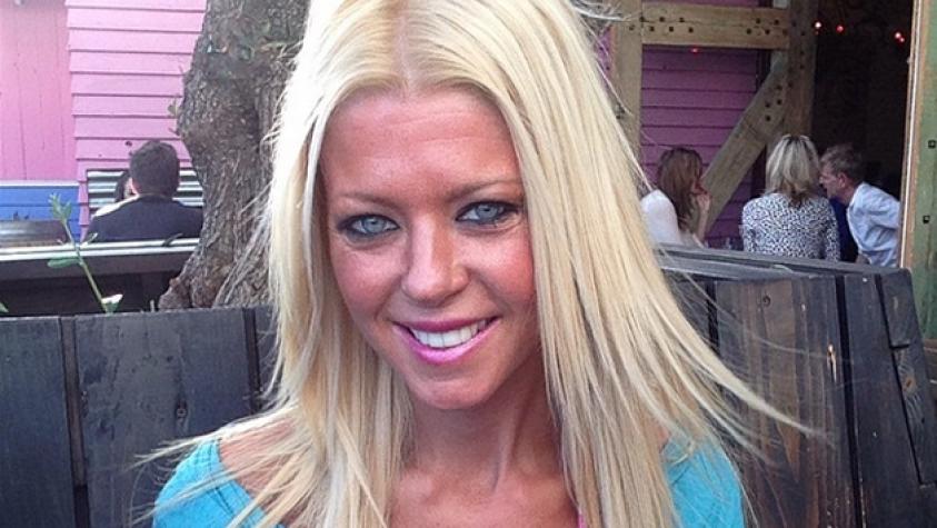 Tara Reid reaparece aún más delgada