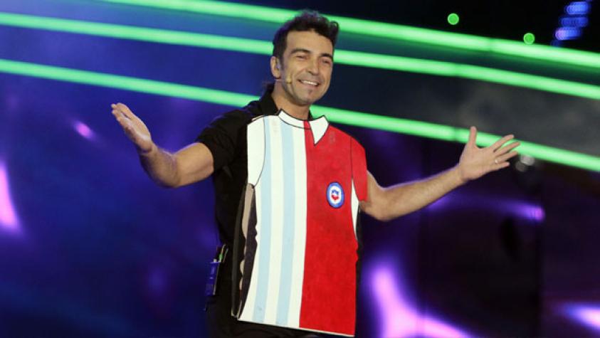 Los curiosos cambios de vestuario de Jorge Alís