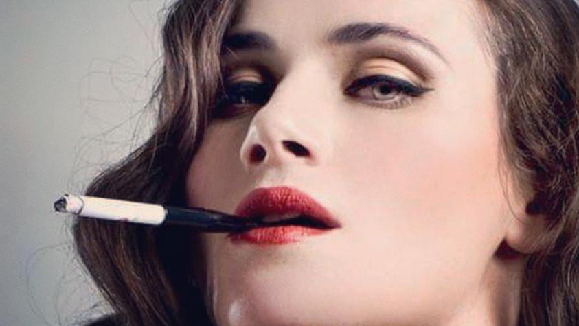 Amaya Forch ahora es una rubia platinada