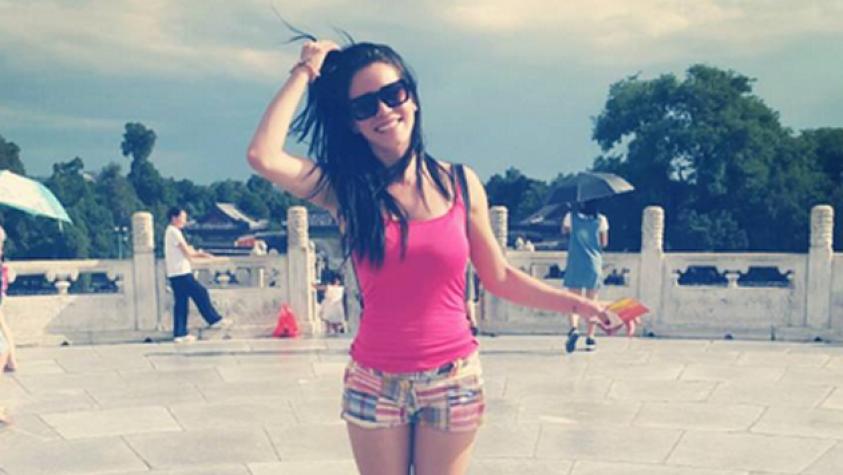 Angie Alvarado se luce en el Sudeste Asiático con pequeño bikini