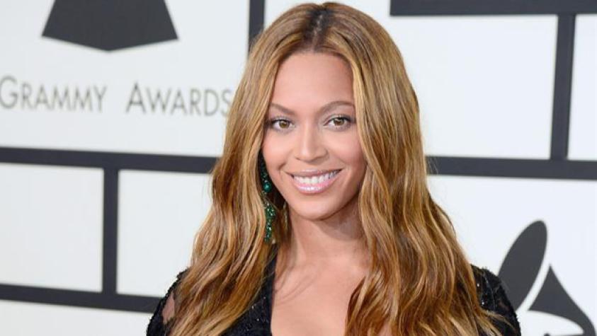 Joven le hace una prueba sobre Beyoncé a su novio