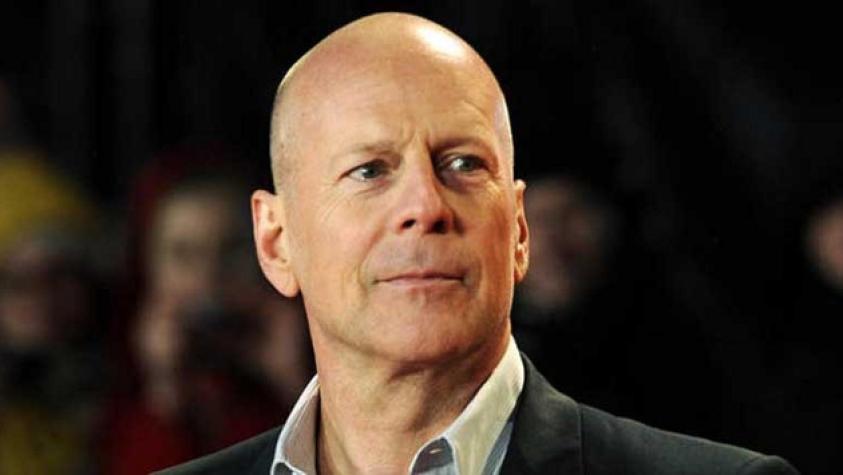 Hija de Bruce Willis le hace bullying publicando fotos íntimas