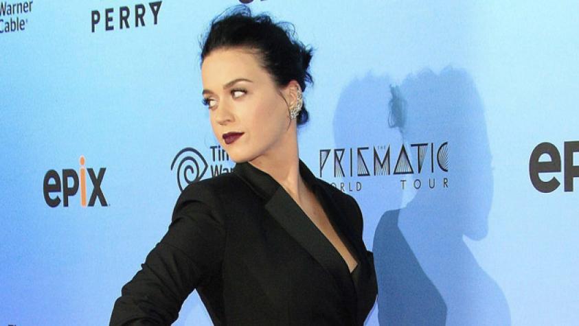 ¡Katy Perry le dio su teléfono a todo el mundo!