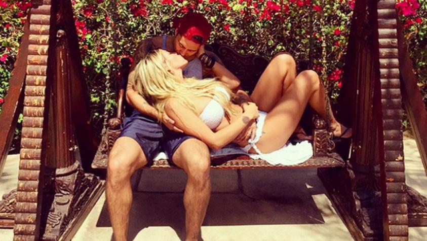 Cote López vive chascarro en sesión de fotos en la playa