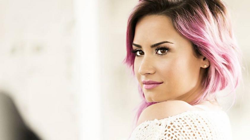 A Demi Lovato le propusieron matrimonio en pleno concierto
