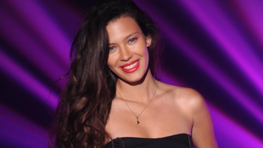 Michelle Carvalho sorprende con foto junto a estrella del fútbol