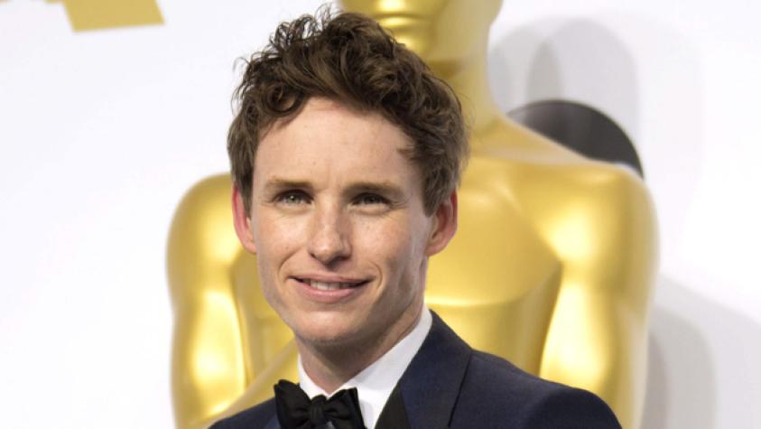 Ganador del Oscar sorprende como transexual