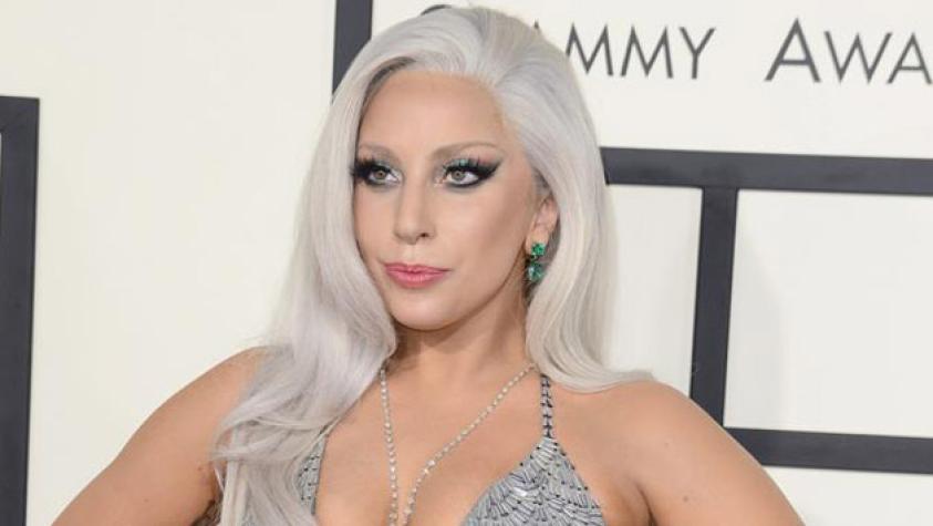 Lady Gaga se pasea en tacos y sin pantalones