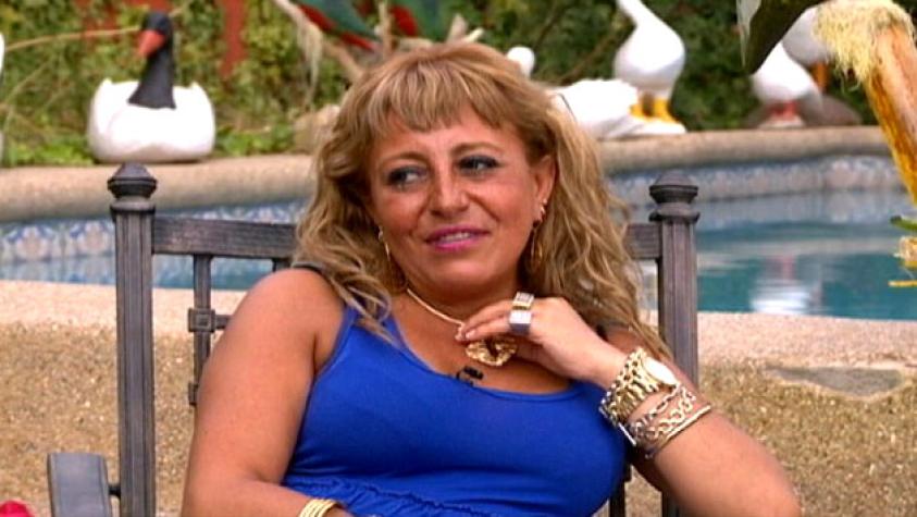 Helhue Sukni nos muestra lo más íntimo de su extravagante vida