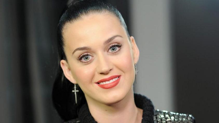 Katy Perry advierte a sus seguidores sobre sus defectos