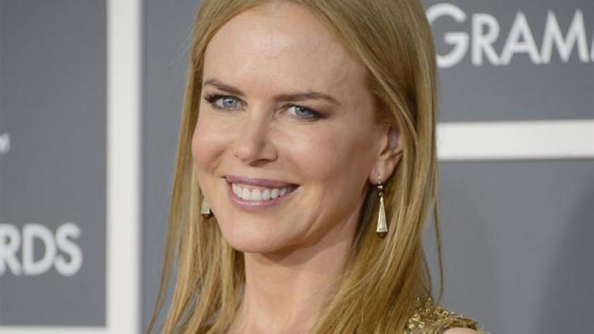 Nicole Kidman besa a Naomi Watts en público