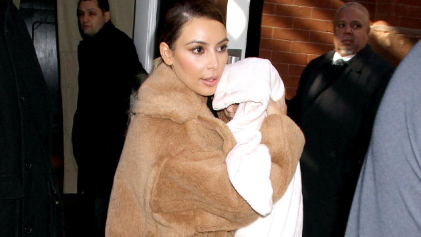¡Increíble! Kim Kardashian olvidó a su hija en un hotel y se fue sin ella
