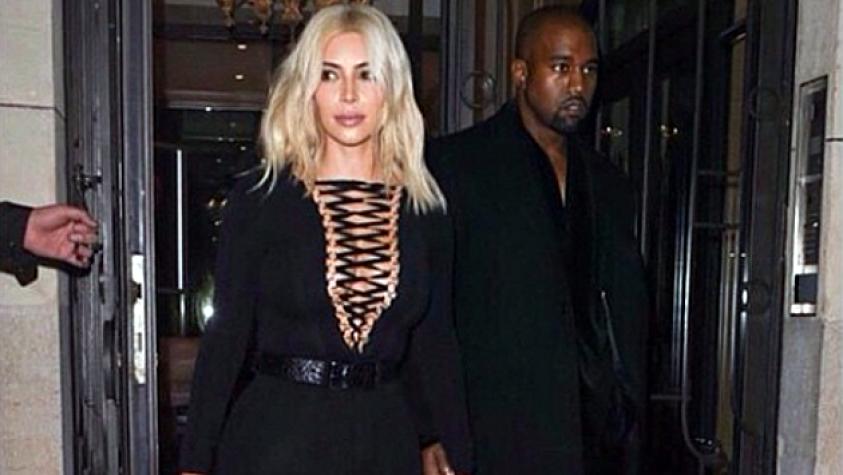 Mostrándolo todo, Kim Kardashian opaca a Kendall Jenner en el “Paris Fashion Week”