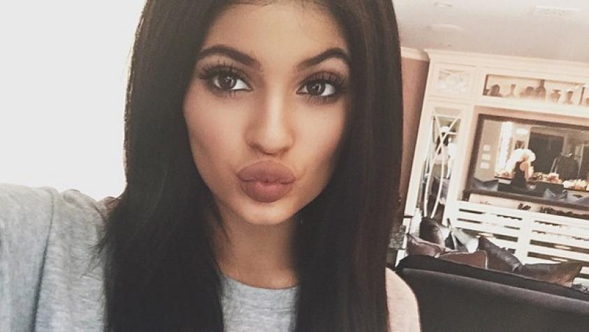 Error de maquillaje sepulta a Kylie Jenner y su “contouring”
