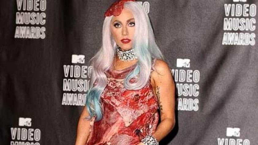 Así luce el famoso vestido de carne que Lady Gaga usó en los VMA’s 2010