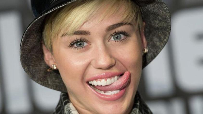 ¡Miley quiere asegurar su lengua!