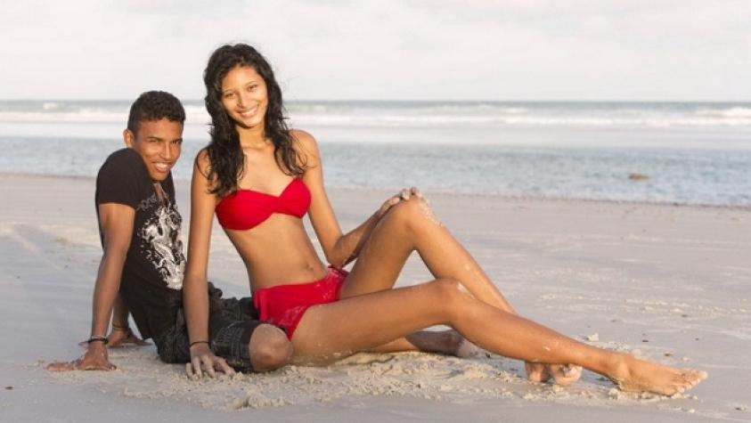 La modelo más alta del mundo mide más de 2 metros y tiene 19 años