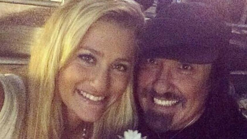 Un despechado Negro Piñera presentó nueva polola y anunció contar “la verdad”