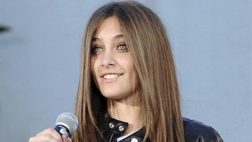 Paris Jackson reaparece con extremo cambio de look