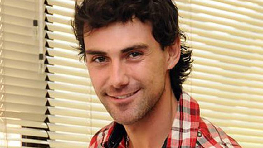 Asombroso cambio de ex “Mekano” Philippe Trillat: De galán a “hipster”