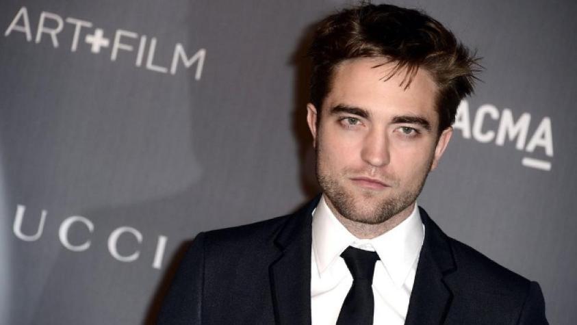 Robbert Pattinson cambió su icónica melena y se rapó