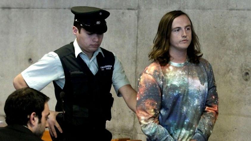 ¡Chispa es detenido en medio del aeropuerto!