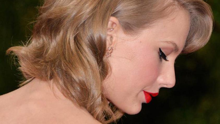 Taylor Swift rompe el silencio sobre supuestas fotos desnuda